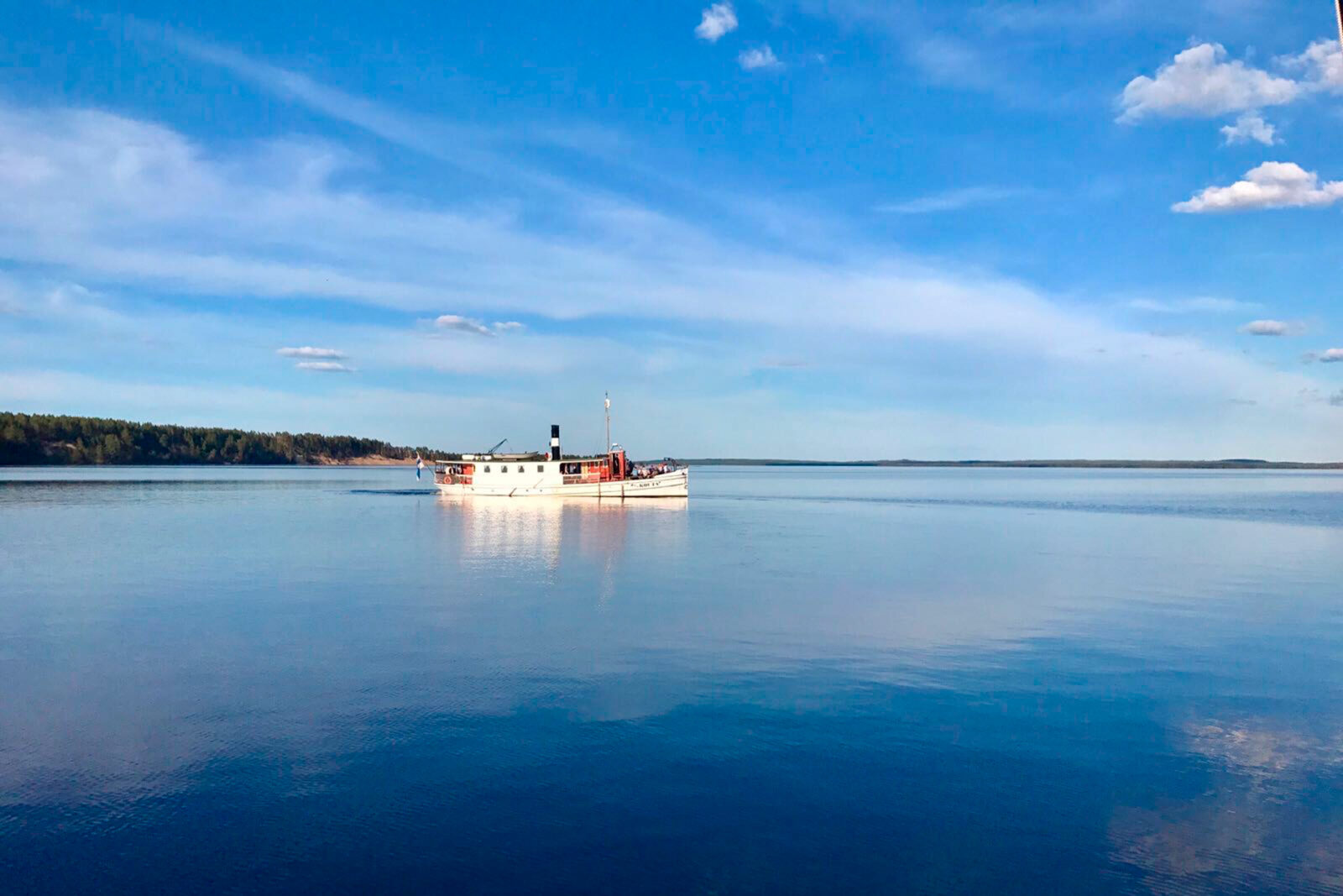 Höyrylaiva Oulunjärvellä